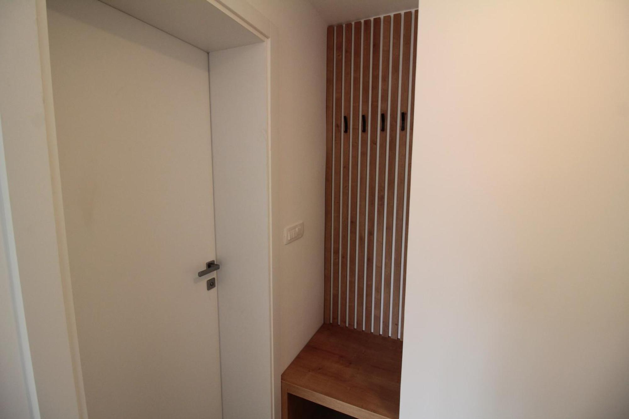 Naia Apartments Ново Место Екстериор снимка