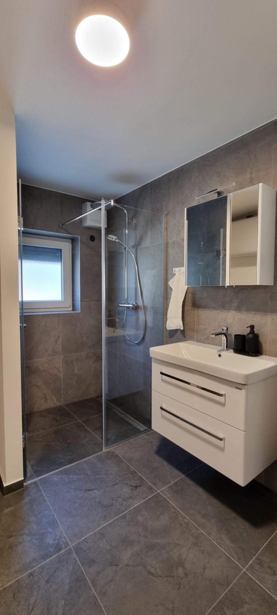 Naia Apartments Ново Место Екстериор снимка