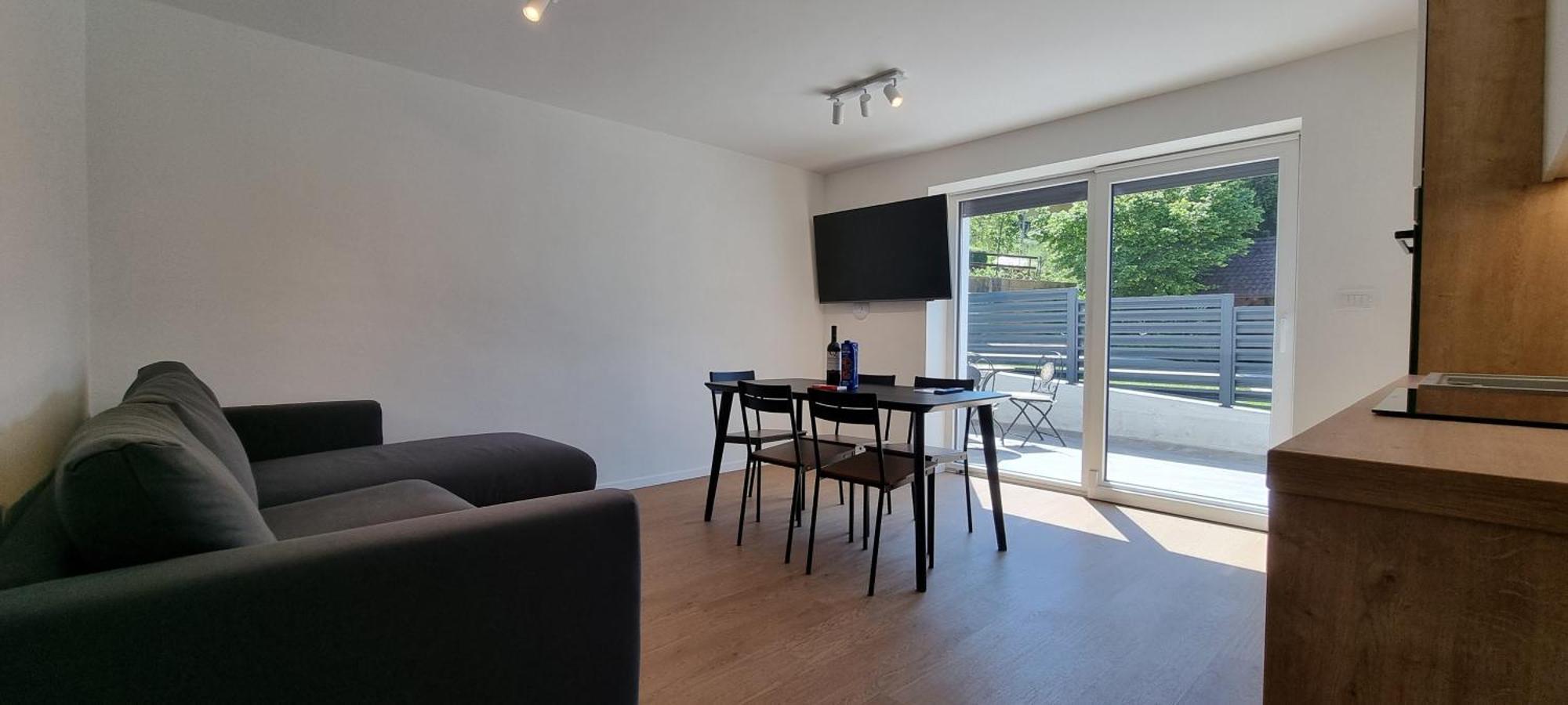 Naia Apartments Ново Место Екстериор снимка