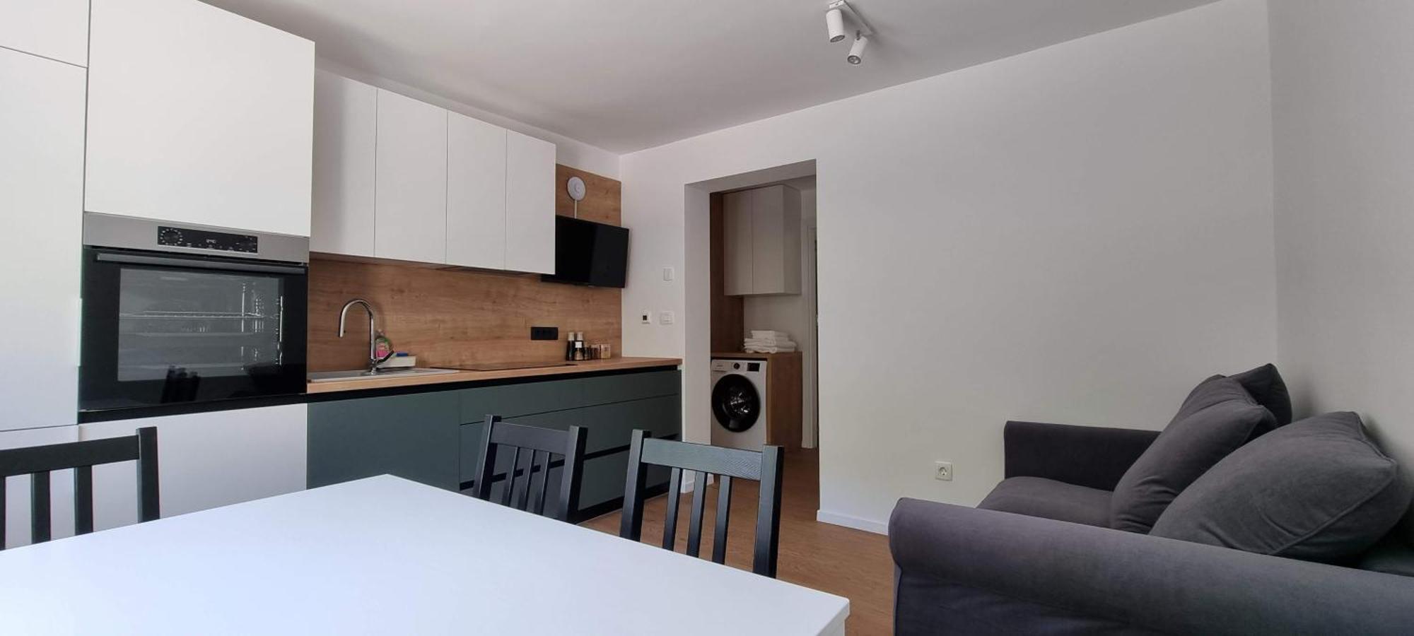 Naia Apartments Ново Место Екстериор снимка