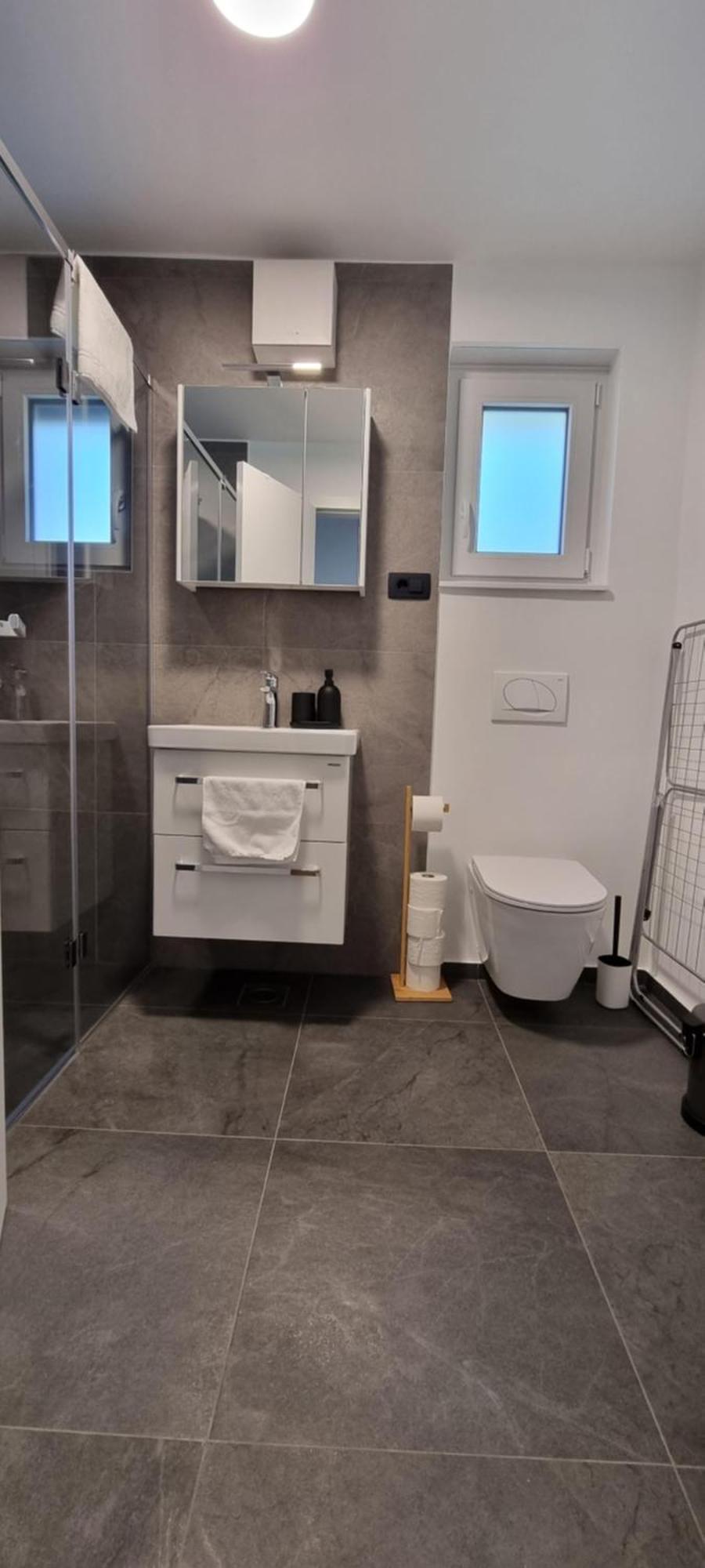 Naia Apartments Ново Место Екстериор снимка