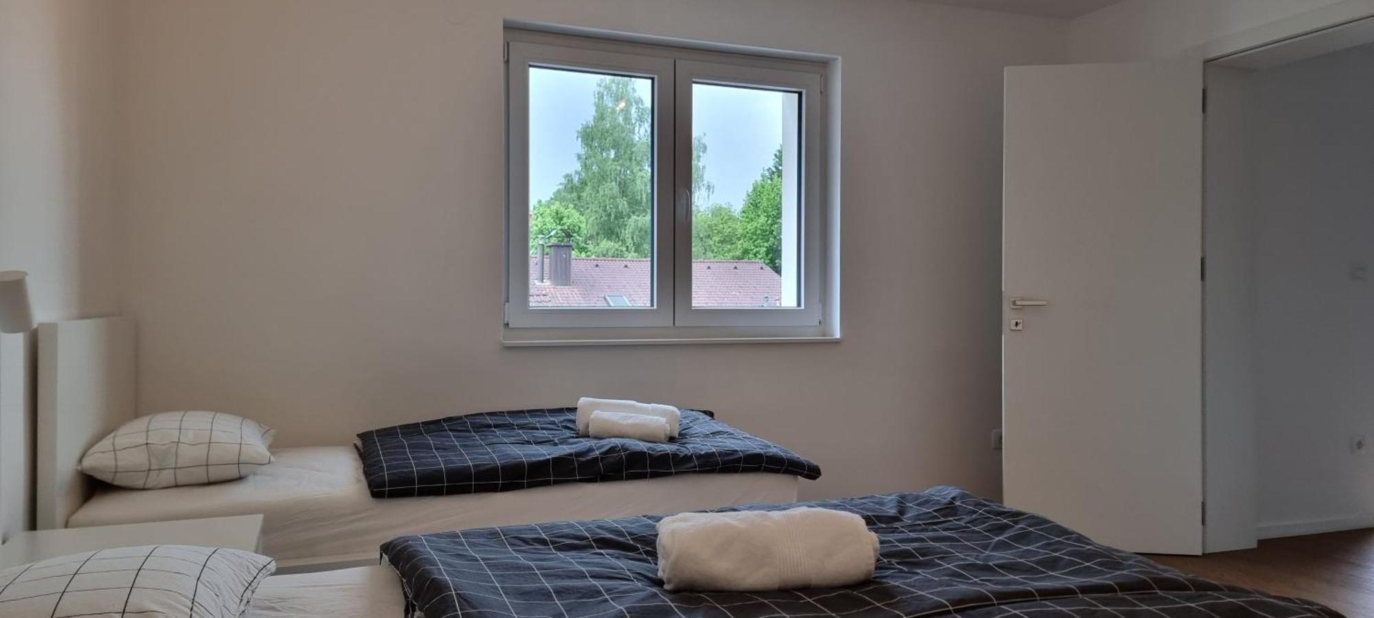 Naia Apartments Ново Место Екстериор снимка
