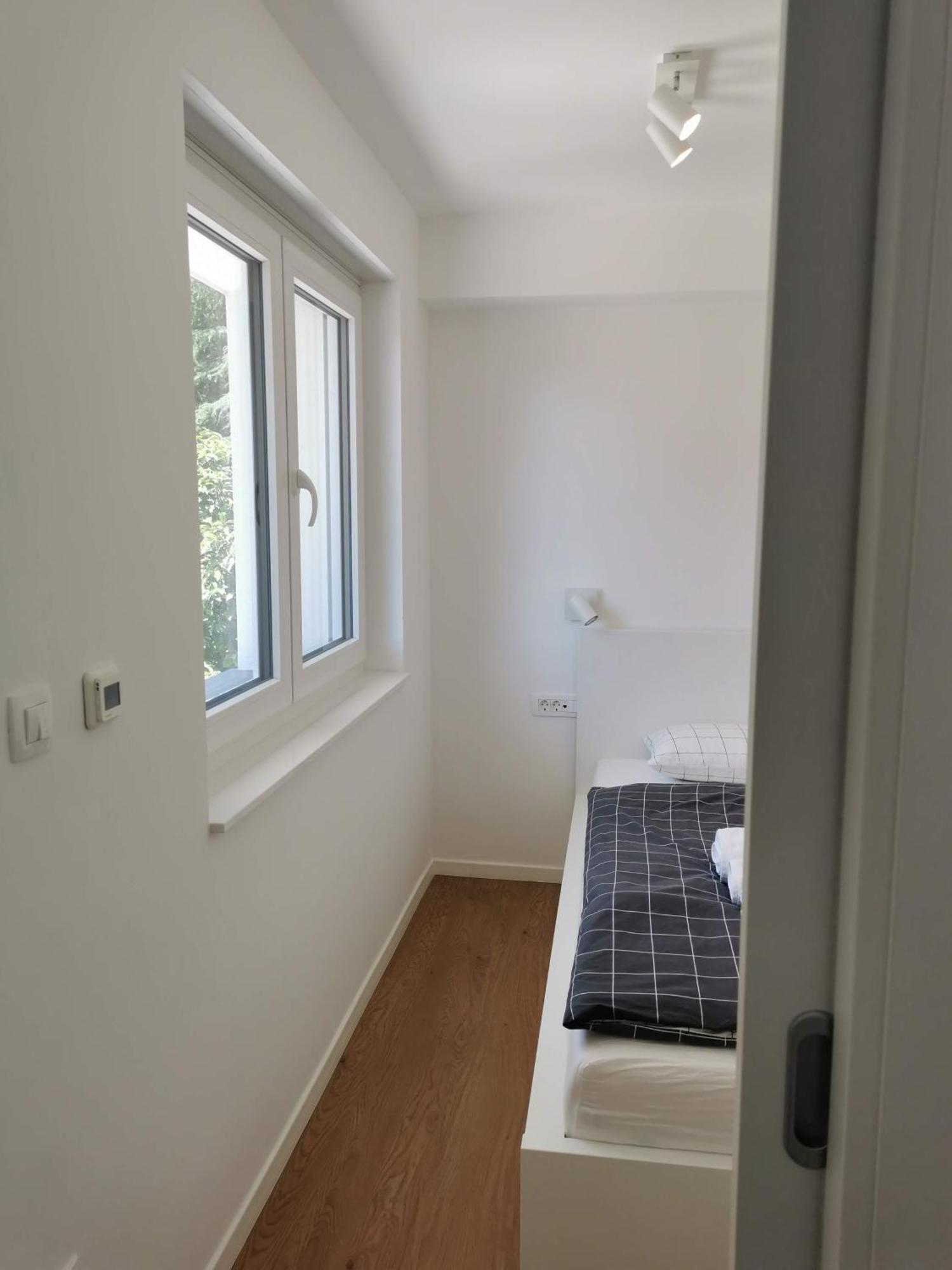 Naia Apartments Ново Место Екстериор снимка